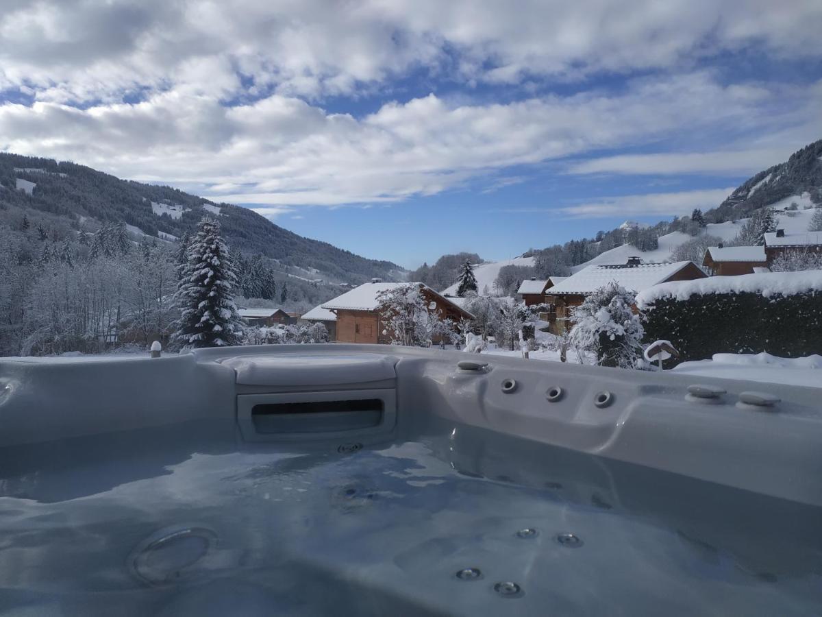 A4 Km De Megeve Tres Joli Studio Avec Jacuzzi ,Vue Sur Les Montagnes Au Calme Праз-Сур-Арлы Экстерьер фото