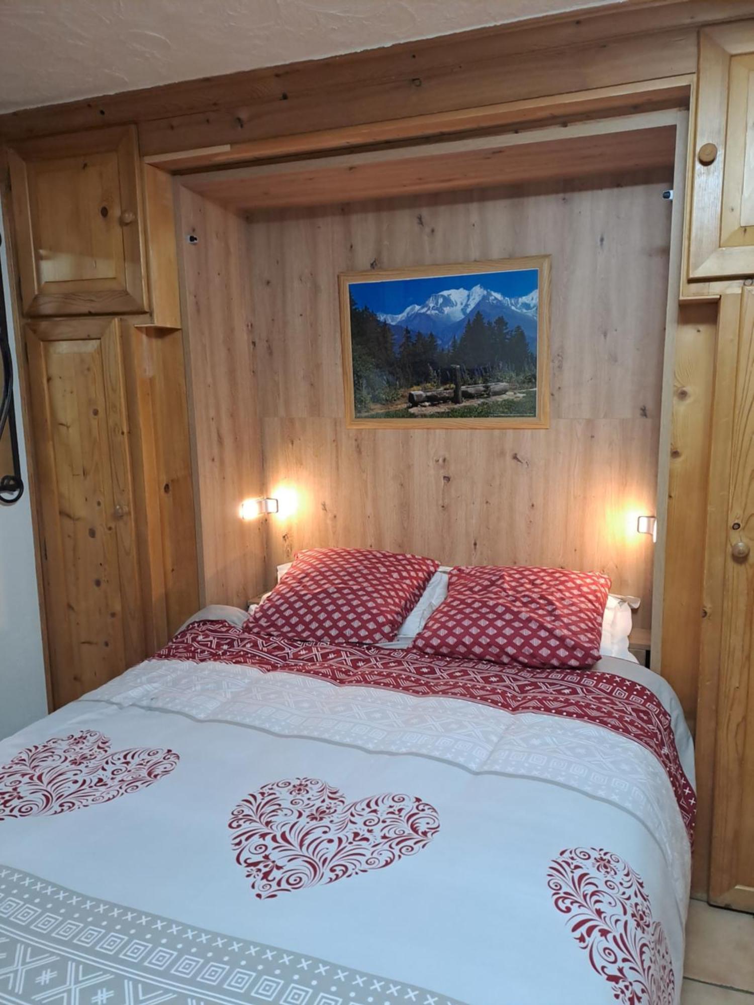 A4 Km De Megeve Tres Joli Studio Avec Jacuzzi ,Vue Sur Les Montagnes Au Calme Праз-Сур-Арлы Экстерьер фото